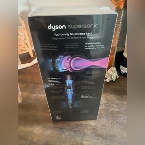 DYSON SUPERSONIC